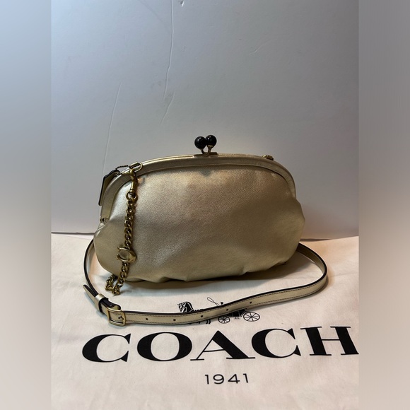 COACH Soft Kiss Lock Crossbody Clutch Metallic GOLD Soft Calf Leather EUC - Picture 11 of 14